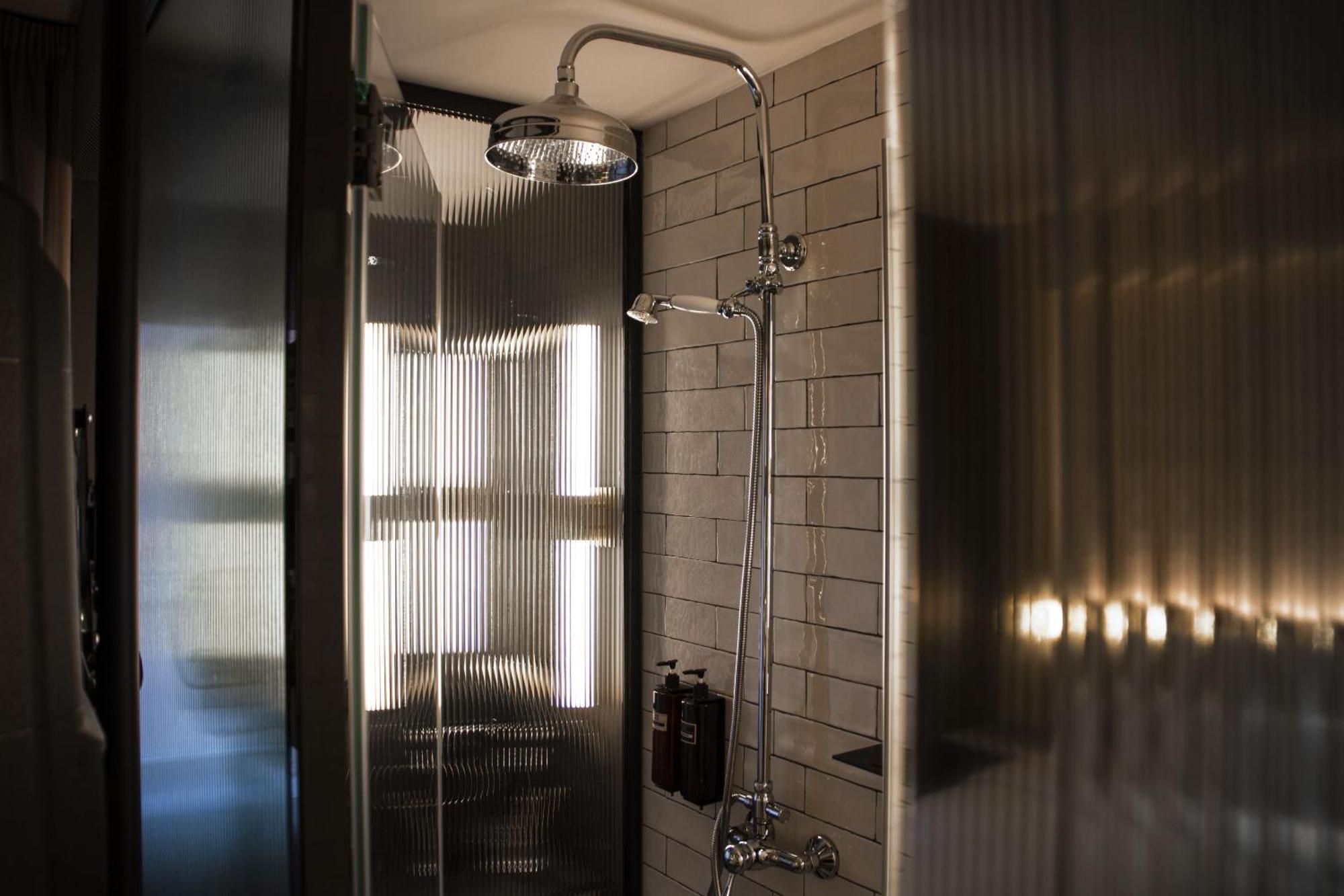 Letoh Letoh Gran Via Hotell Madrid Exteriör bild